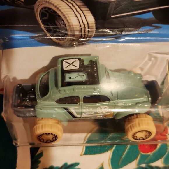 Volkswagon Baja Bug 2021 Hot Wheels Car NIP - Picture 4 of 8